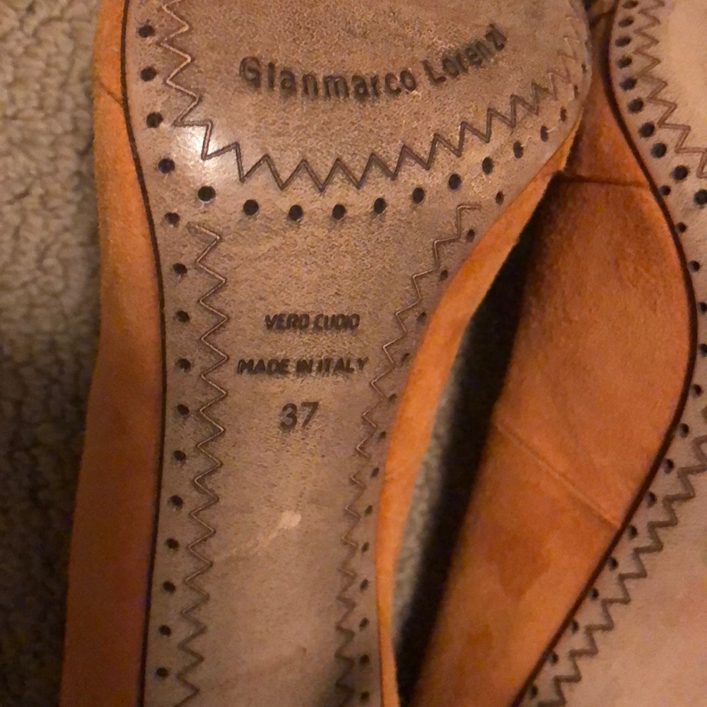 NWT GIANMARCO LORENZI RUST SUEDE HEELS SIZE 7 - Picture 5 of 9